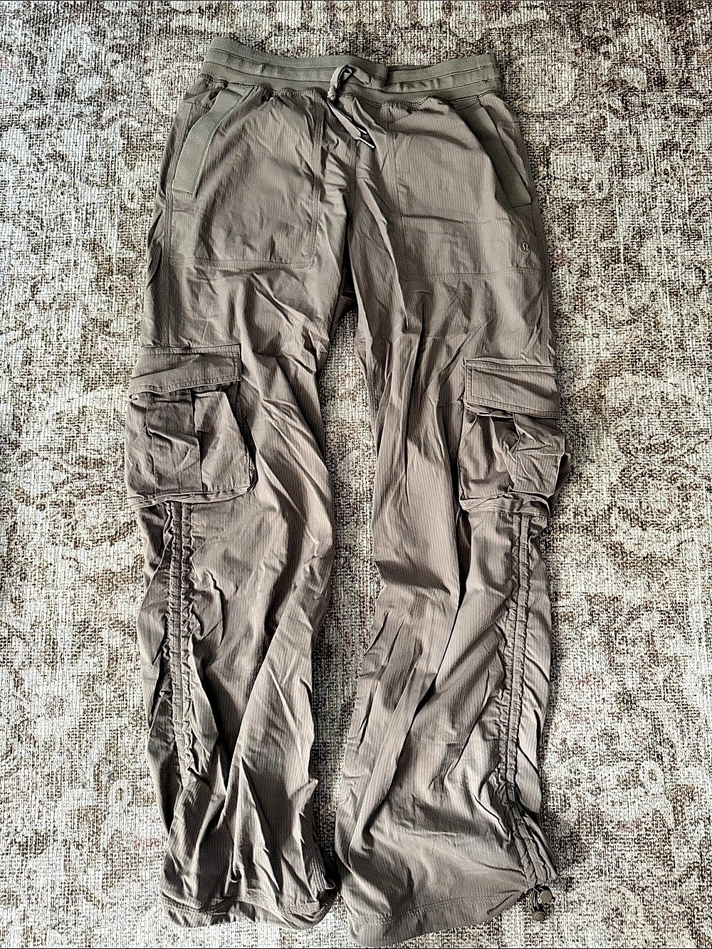 Lululemon Dance Studio Relaxed Cargo Pocket mid-Rise Pant LIKE NEW 6